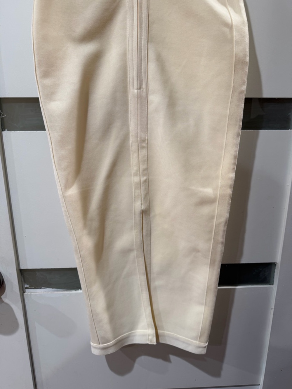 House of CB Cream V‑Neck Midi Sheath Dress - Picture 11 of 13